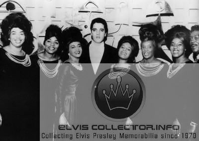 WM 1960s Elvis with Clara Ward sisters rare indeed 10